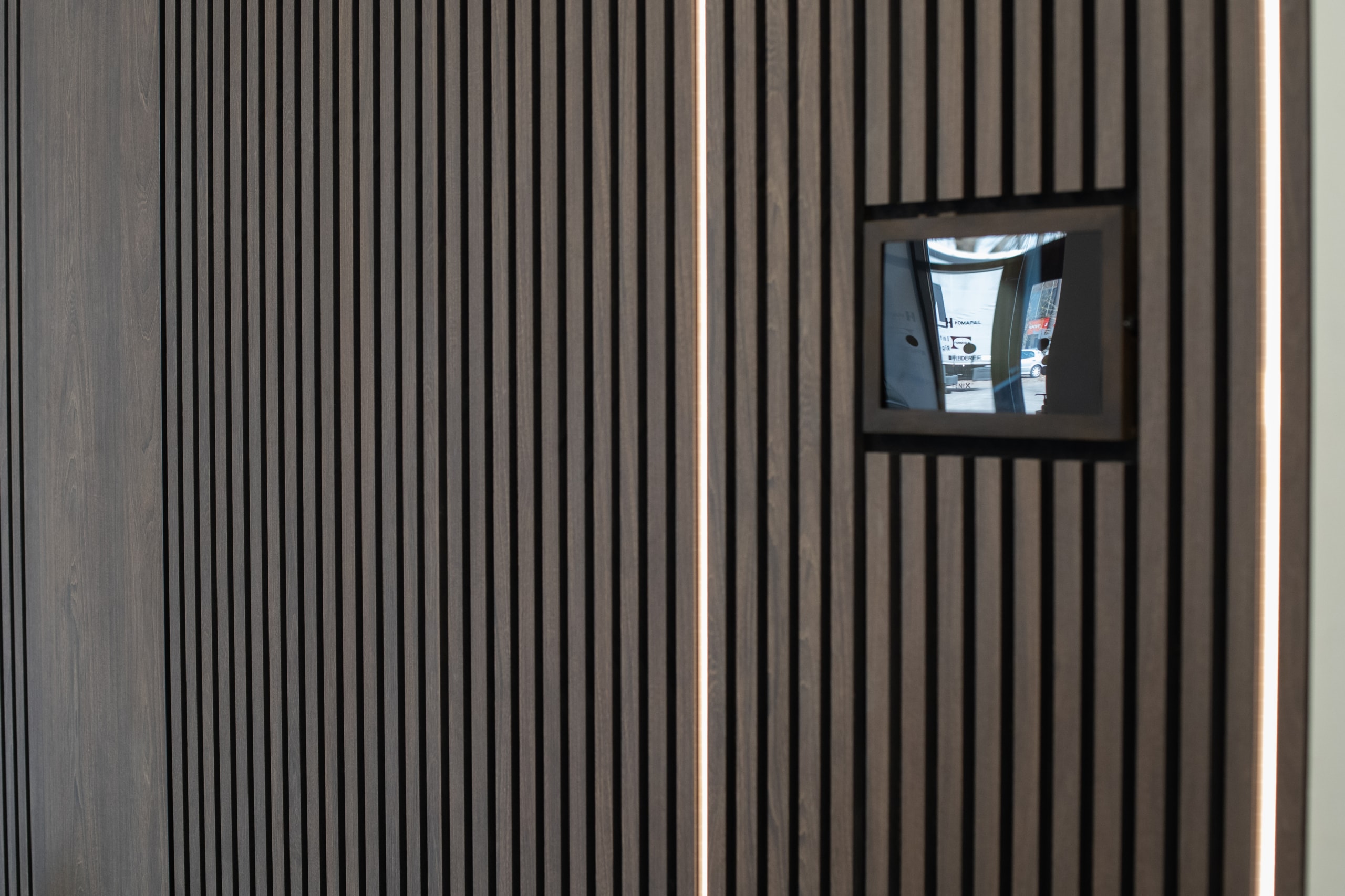 VAGA METS I Plaat Detail näidistesaal